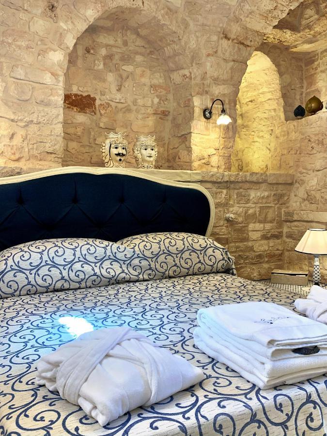 Trulli E Puglia Luxury Suite Альберобелло Экстерьер фото